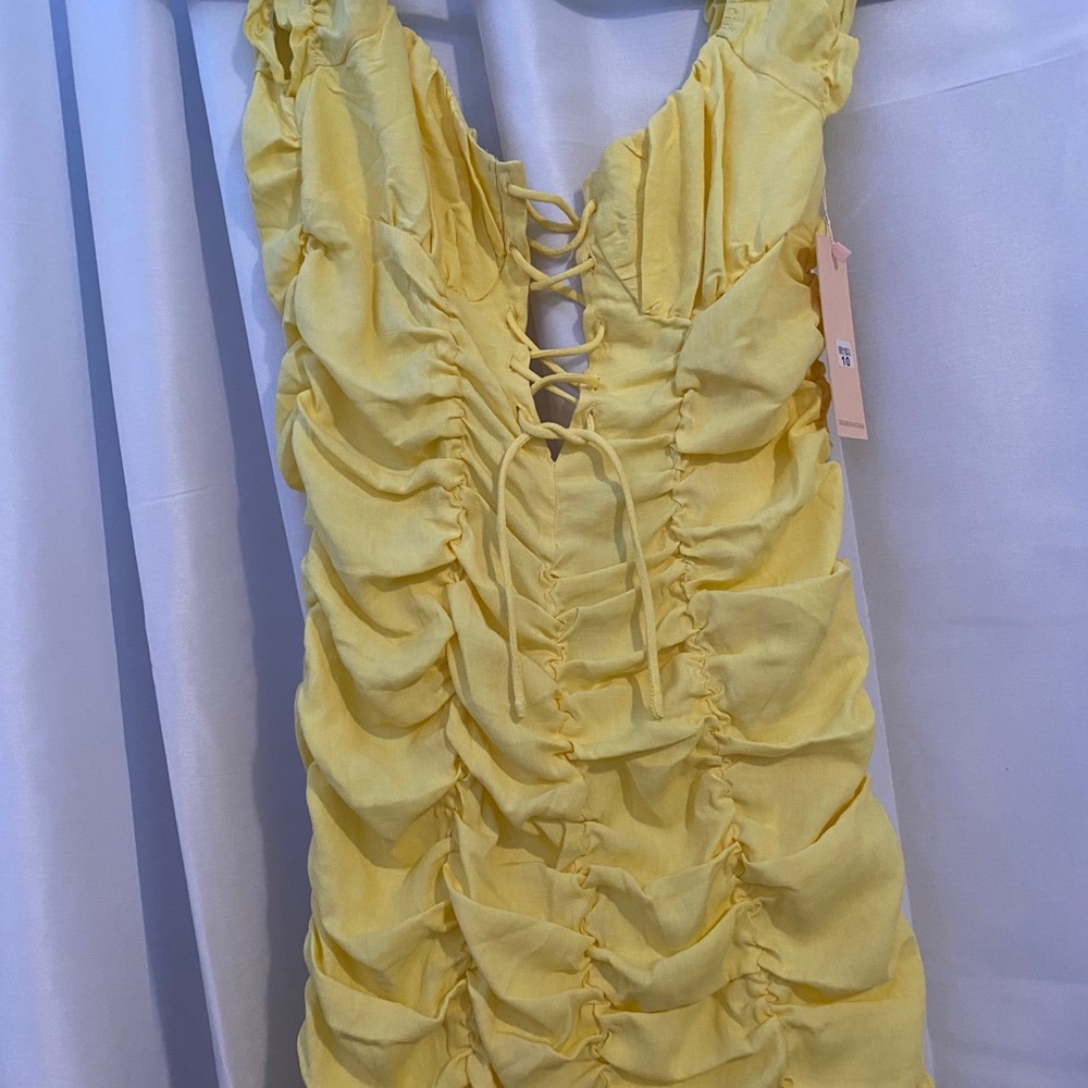 Boutique bodycon yellow dress!